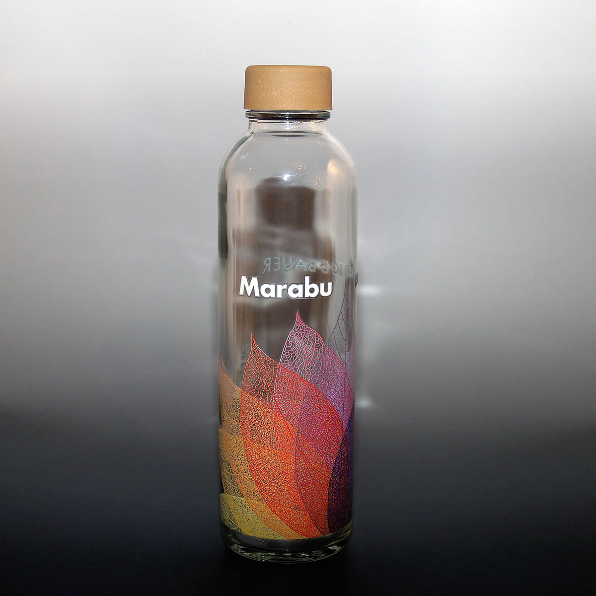 Glasflasche aus recyceltem Glas, regional hergestellt